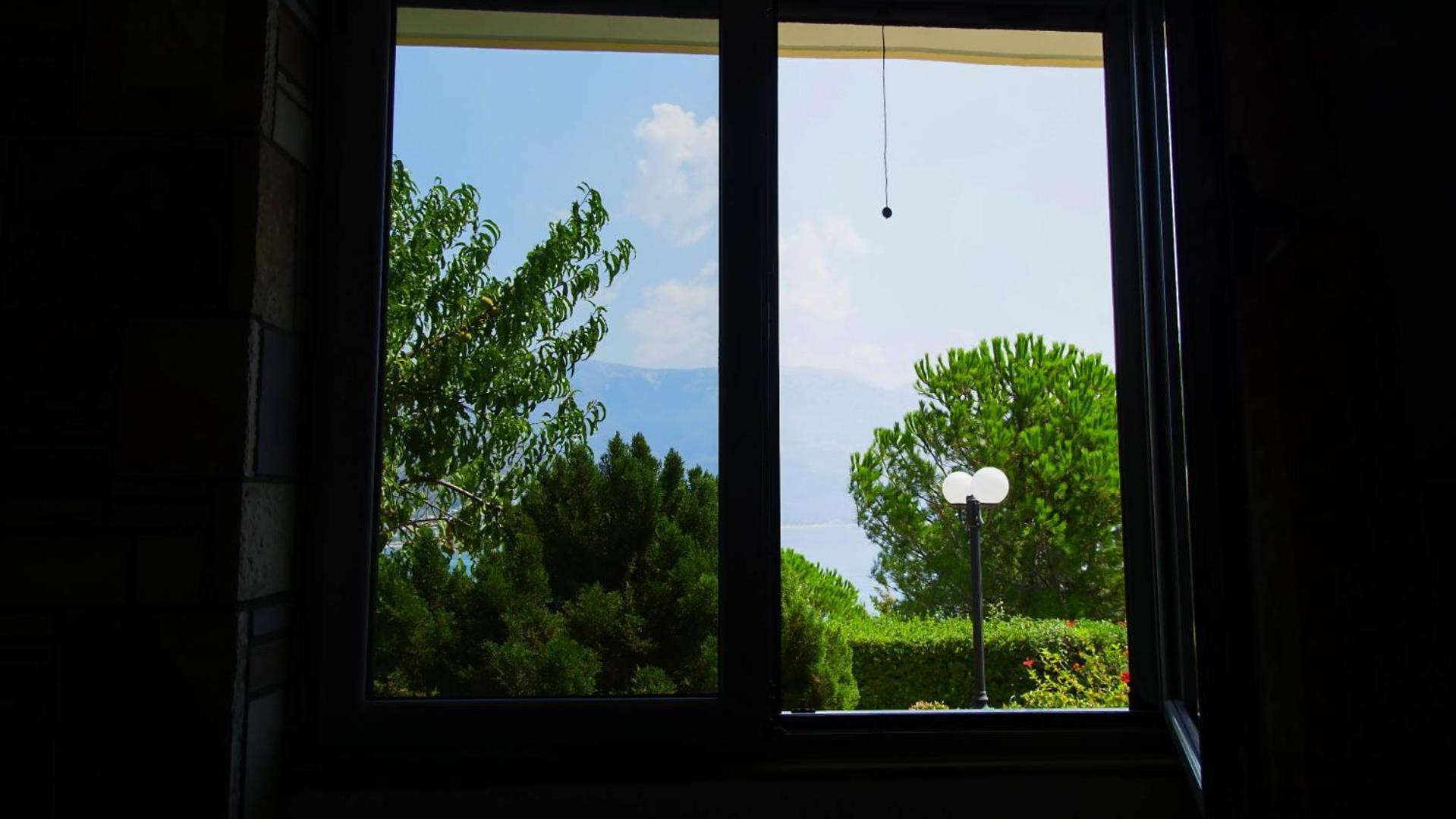 Guest House Suga 1 Qeparo Quarto foto