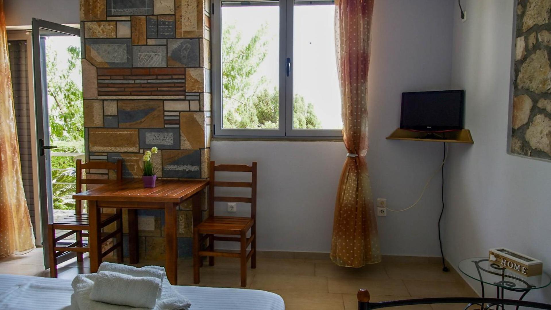 Guest House Suga 1 Qeparo Quarto foto